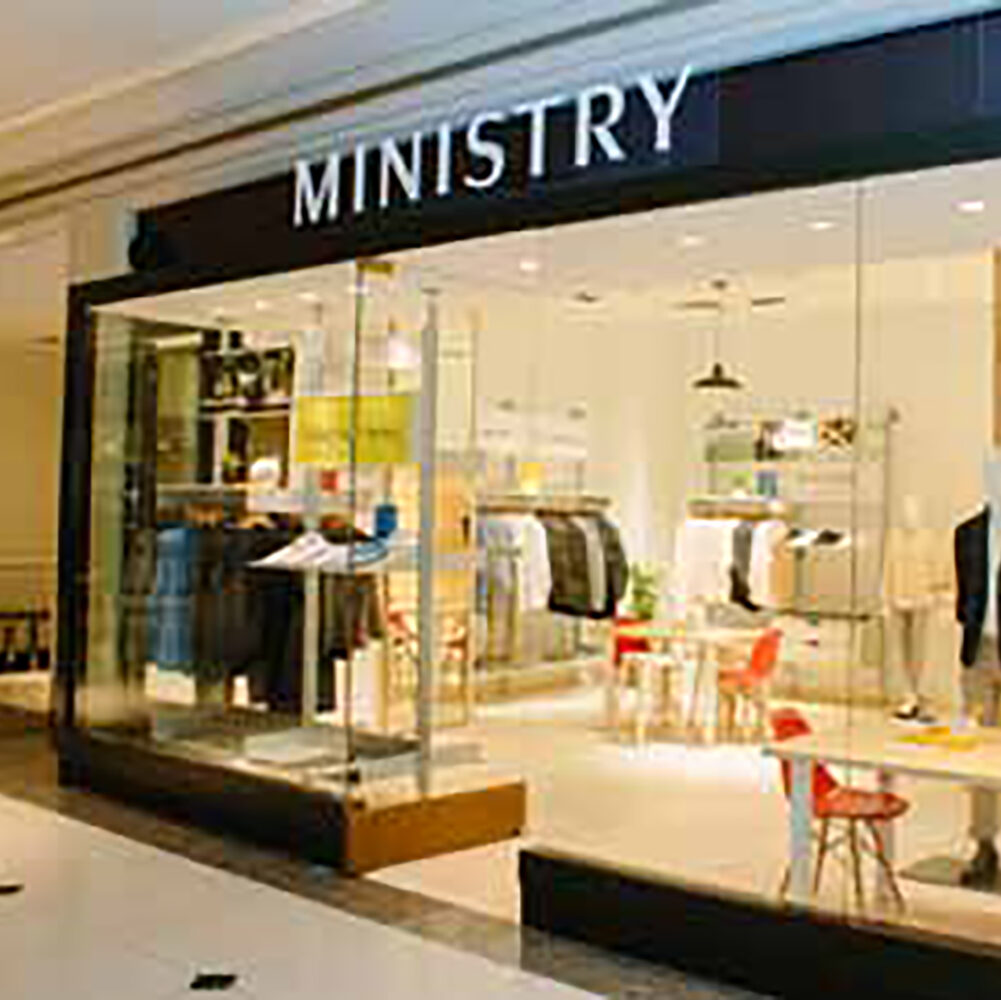 The storefront of Ministry of Supply in Chicago, IL following a retail fit-out completed by Penney Design Group.