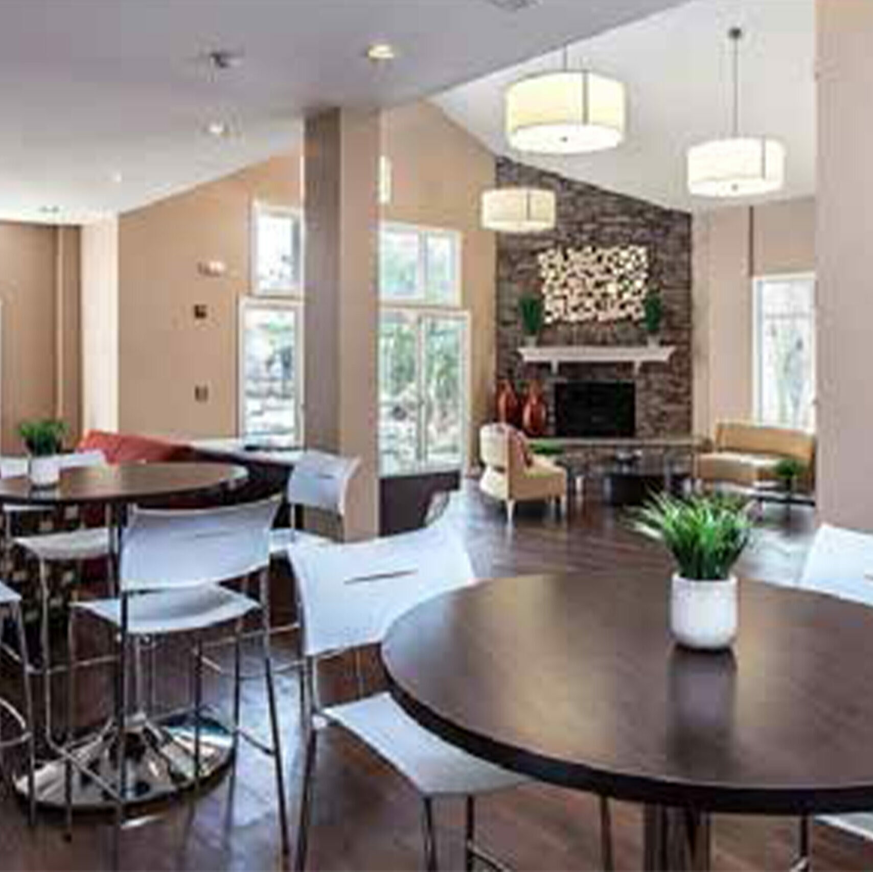 Interior design of Shenandoah Crossing Apartment Homes in Fairfax, Virginia.