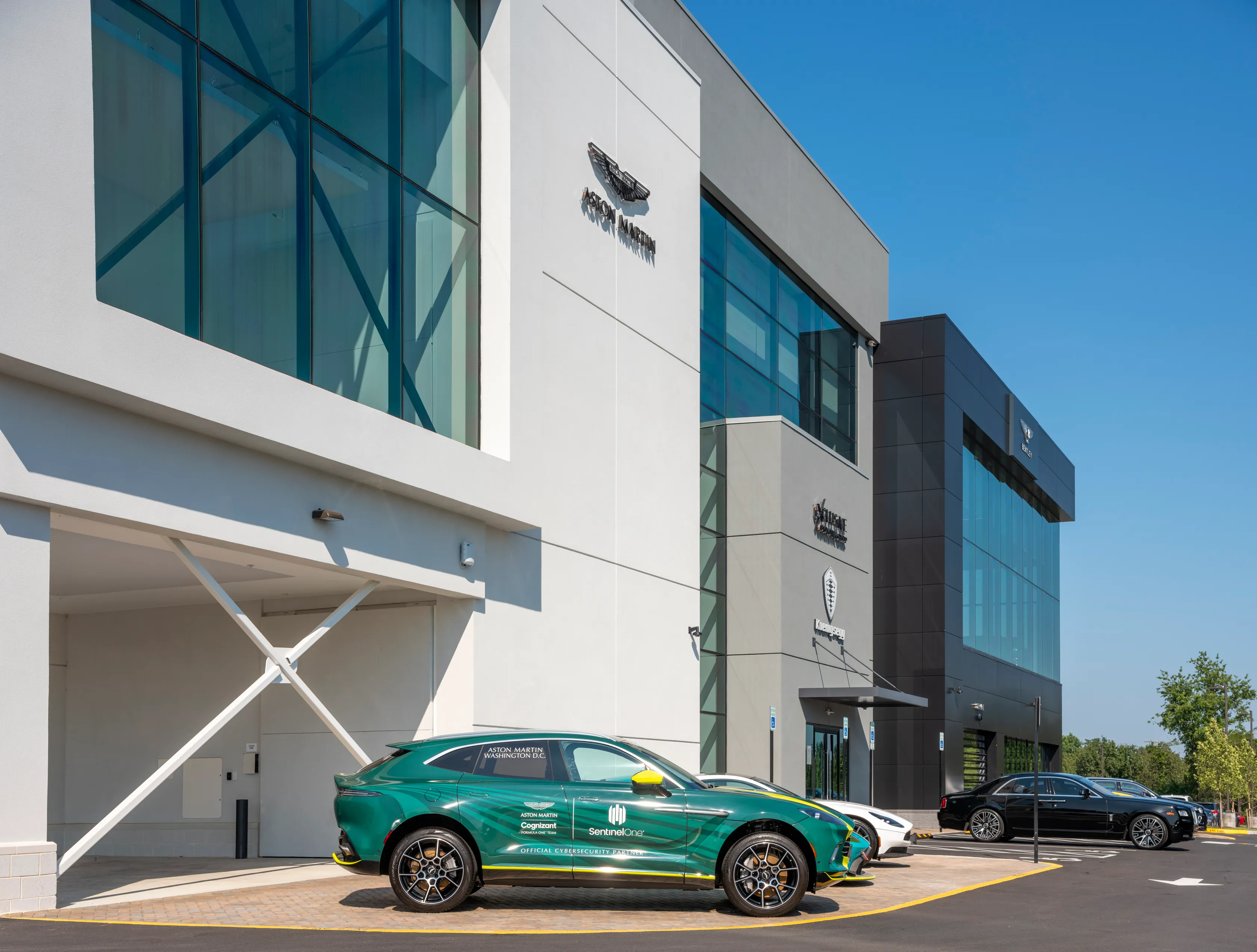 aston martin bentley 5