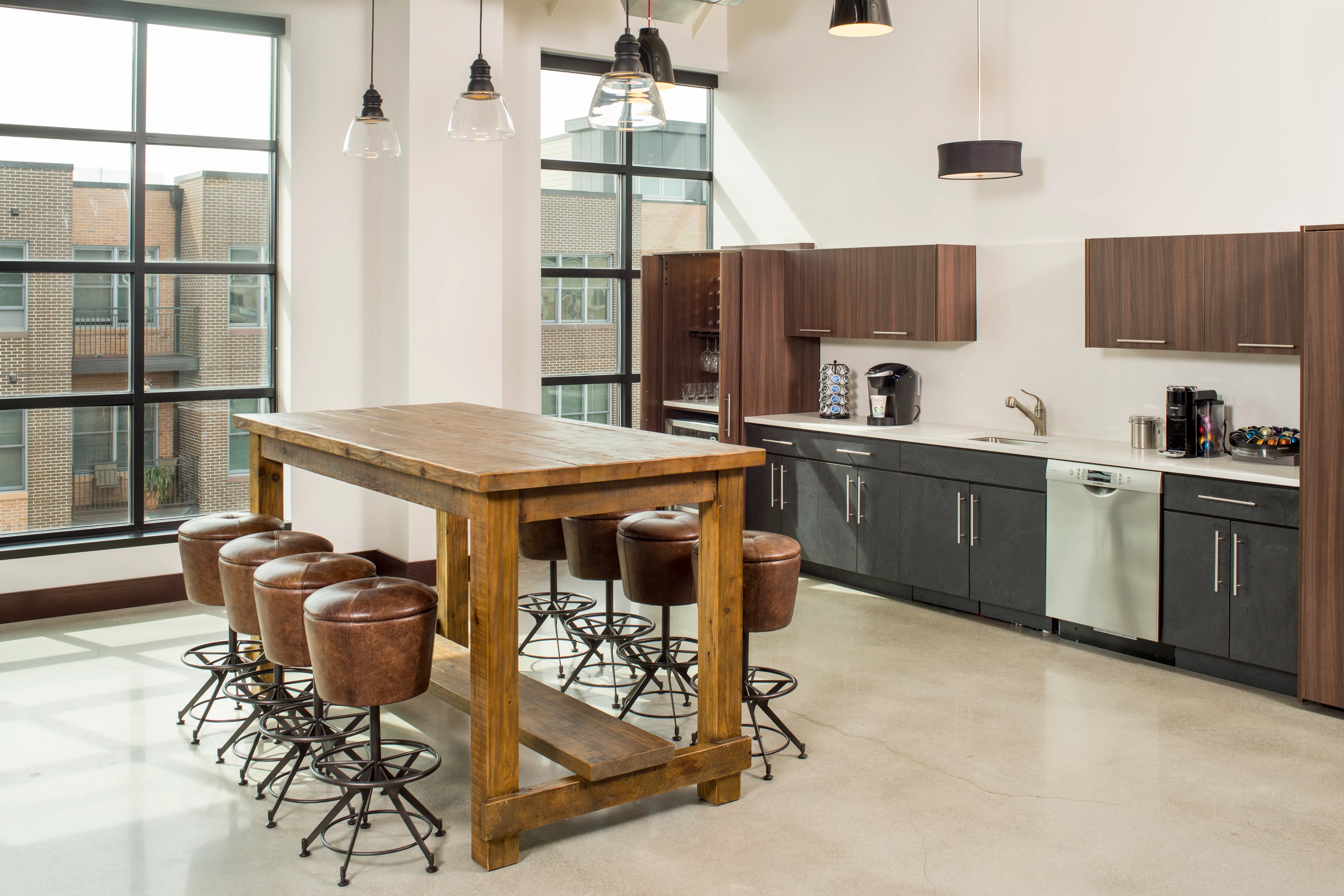 es4 office building 3