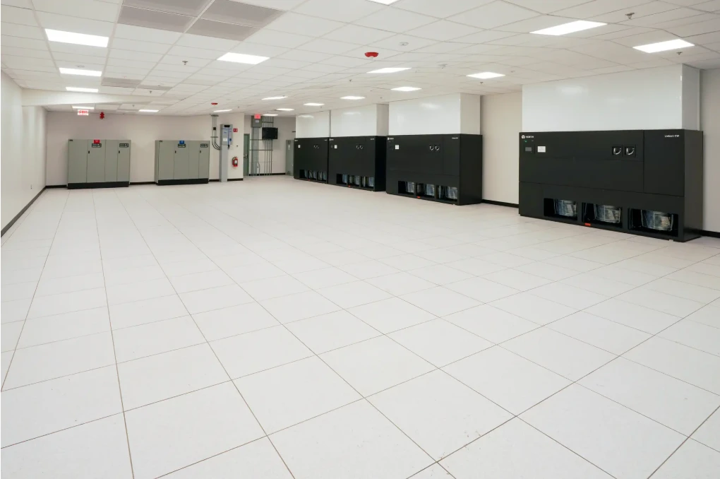 mission-critical-data-center-renovation-m4