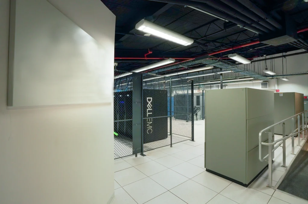 mission-critical-data-center-renovation-m5