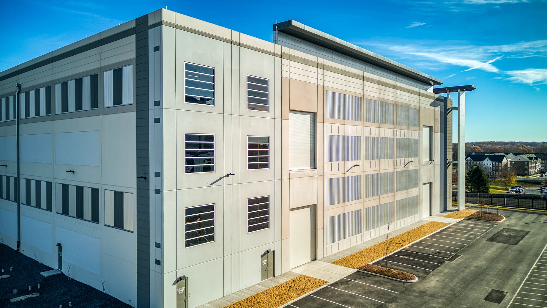 mission-critical-data-center-renovation-p4